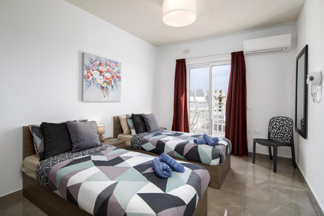 Hilltop Apartments - Stylish Comfort Living Close To The Sea, Bugibba San Pawl il-Baħar Zewnętrze zdjęcie