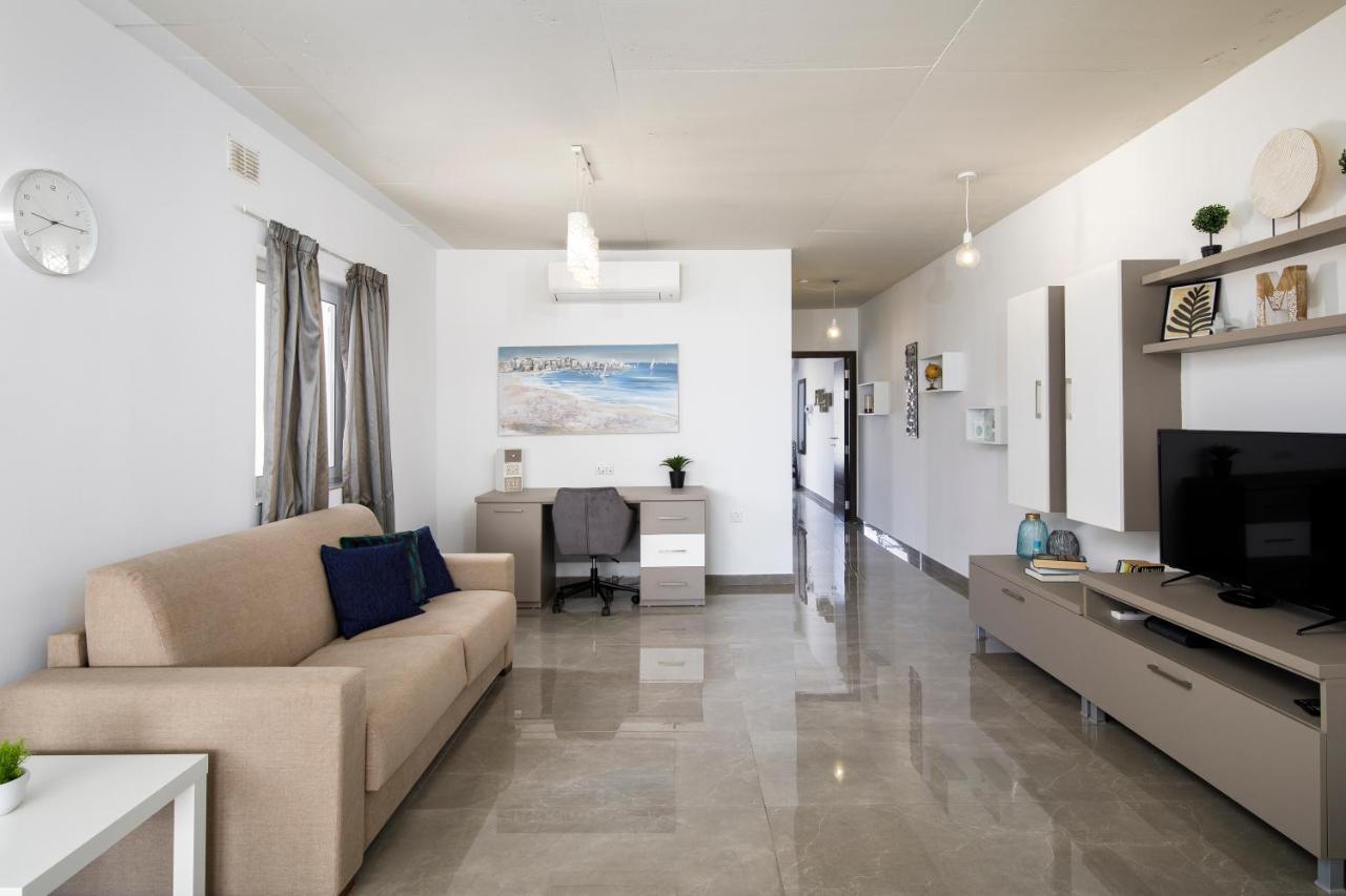 Hilltop Apartments - Stylish Comfort Living Close To The Sea, Bugibba San Pawl il-Baħar Zewnętrze zdjęcie