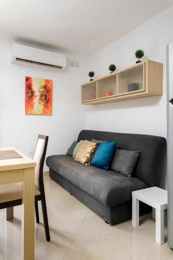 Hilltop Apartments - Stylish Comfort Living Close To The Sea, Bugibba San Pawl il-Baħar Zewnętrze zdjęcie