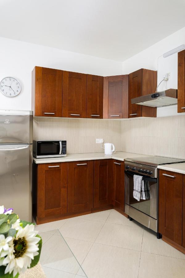 Hilltop Apartments - Stylish Comfort Living Close To The Sea, Bugibba San Pawl il-Baħar Zewnętrze zdjęcie