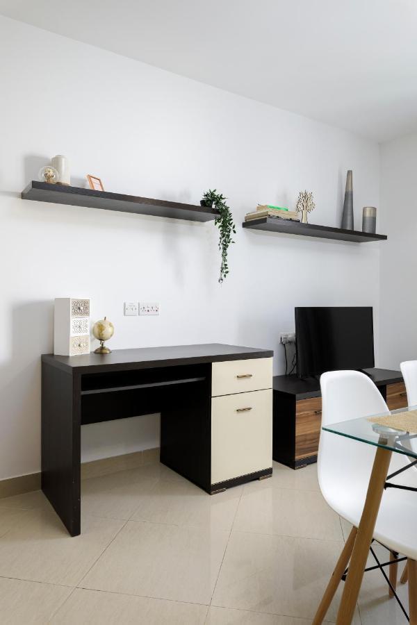 Hilltop Apartments - Stylish Comfort Living Close To The Sea, Bugibba San Pawl il-Baħar Zewnętrze zdjęcie