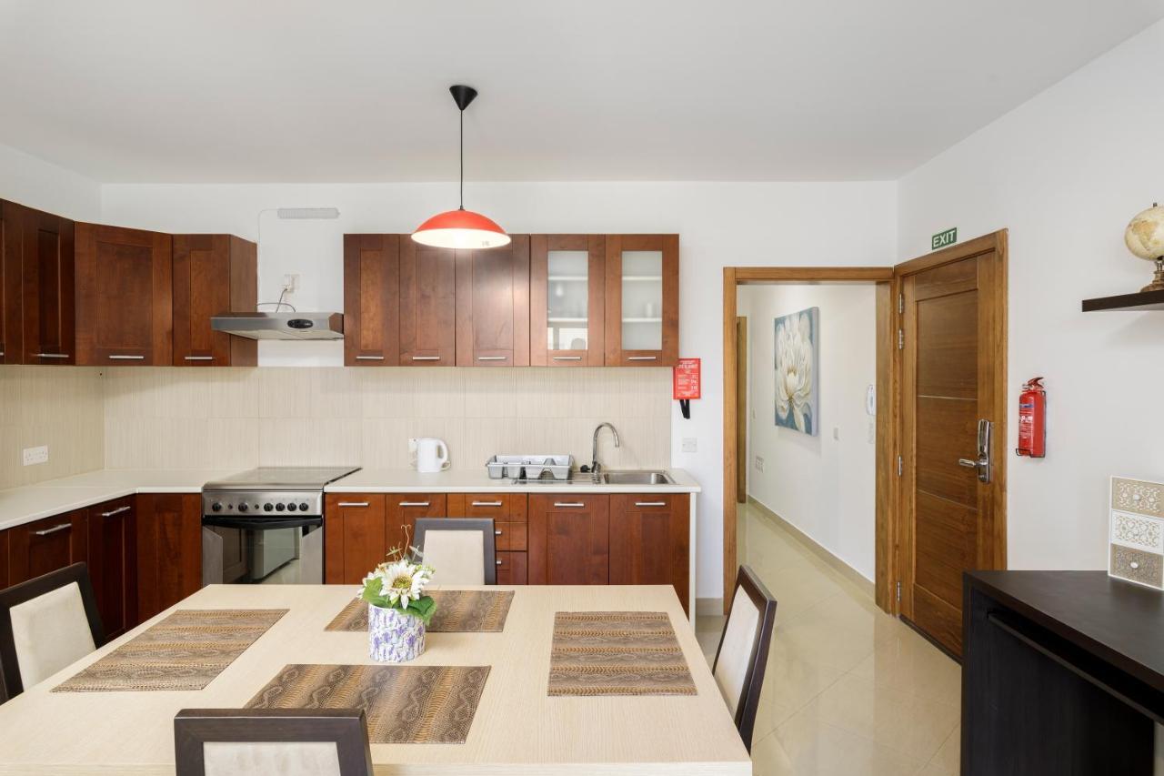 Hilltop Apartments - Stylish Comfort Living Close To The Sea, Bugibba San Pawl il-Baħar Zewnętrze zdjęcie